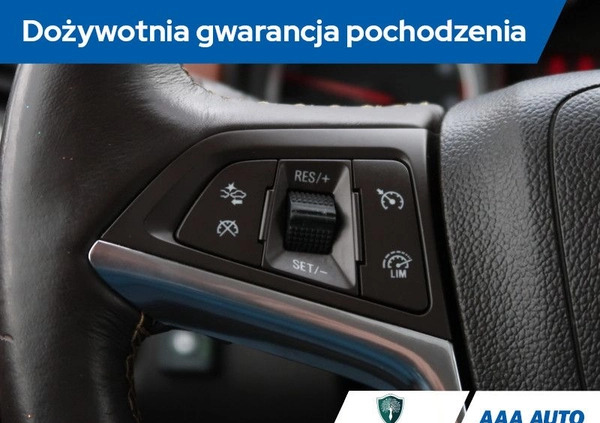 Opel Mokka cena 58000 przebieg: 133448, rok produkcji 2014 z Wyszków małe 379